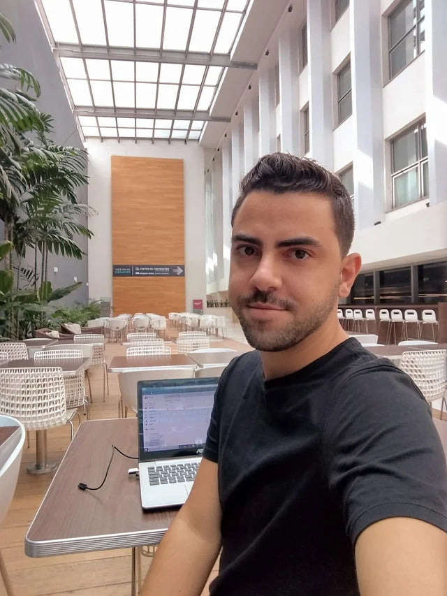 <em>Carlos P-Bucaramanga</em>